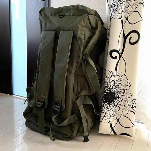 送料込新品　大容量100L 3WAY ミリタリーバッグ　リュック　カーキ　オリーブ　キャンプ　アウトドア　旅行　大型　バッグ　バックパック